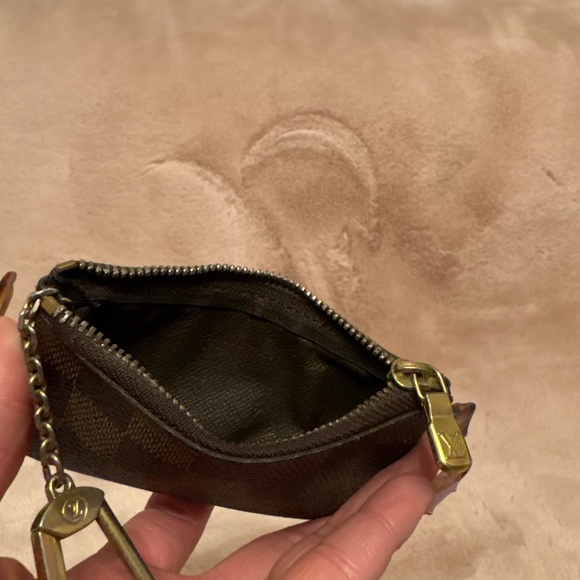 LV key pouch DE - Picture 7 of 12